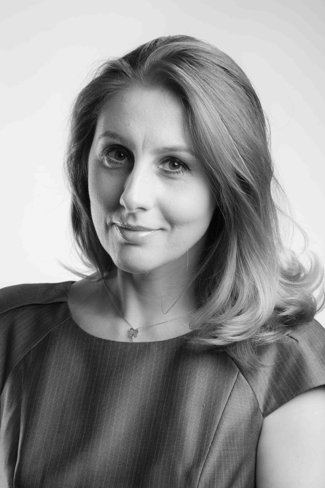 Monica Bolocan, portret în alb și negru